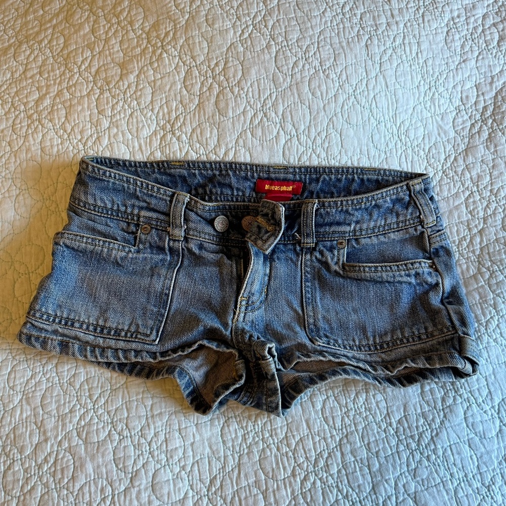 Blue Asphalt denim shorts